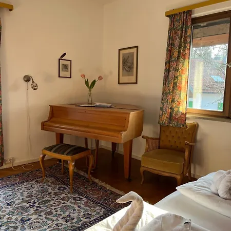 Schoenblick Apartmán *